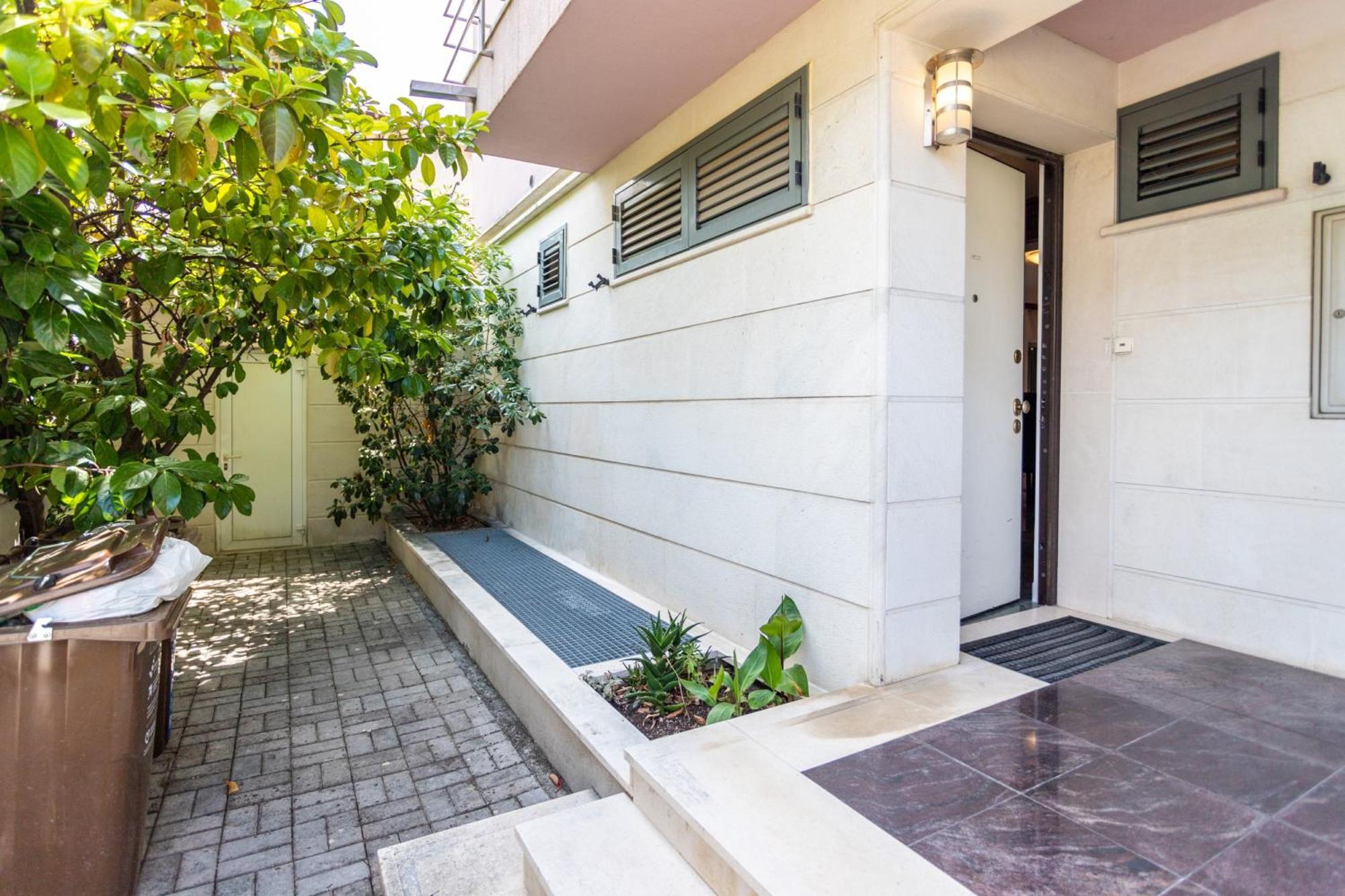 Villa Violeta With The Sea View, 3 Min Walk To The Beach Split Exteriör bild