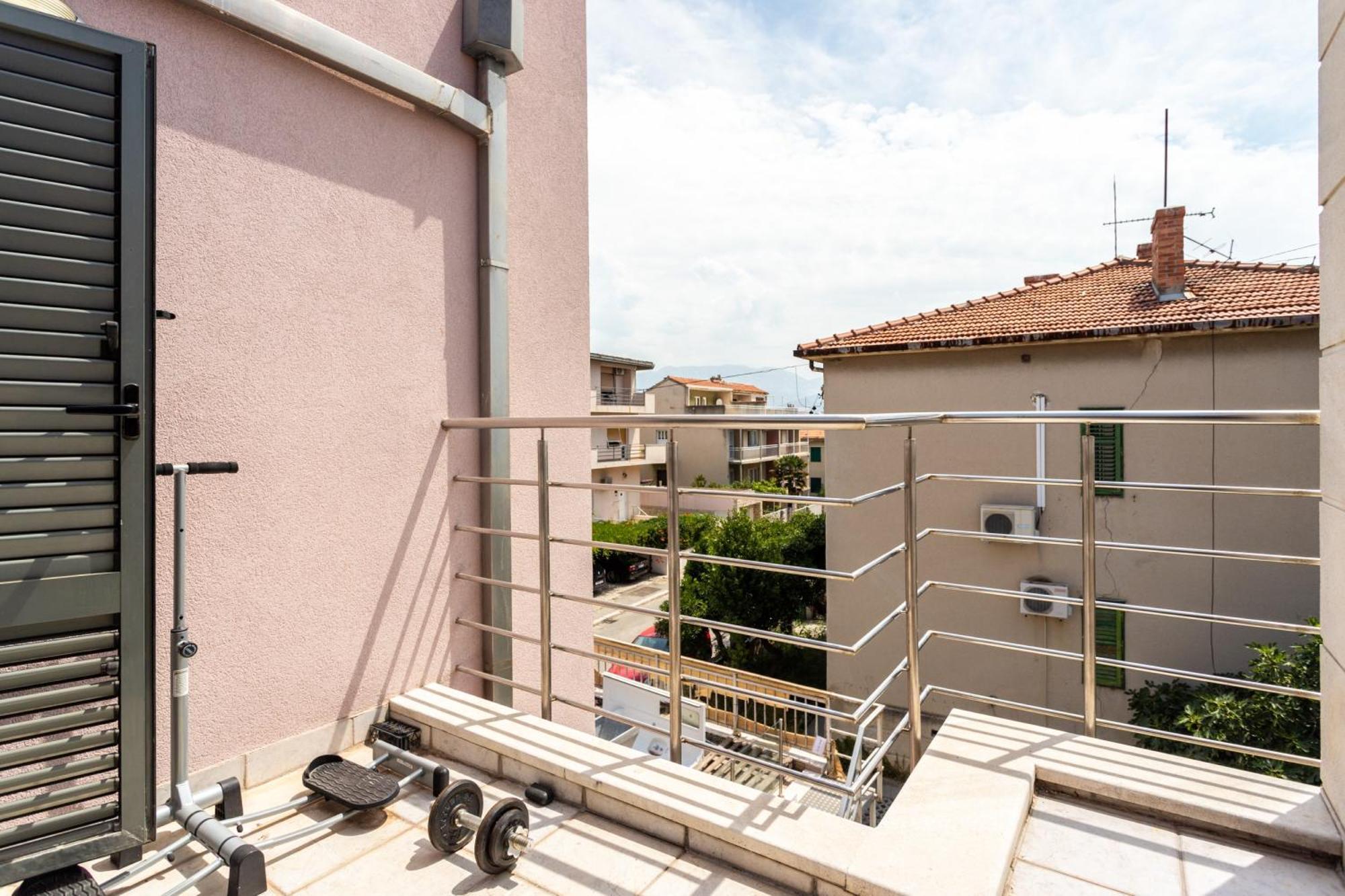 Villa Violeta With The Sea View, 3 Min Walk To The Beach Split Exteriör bild