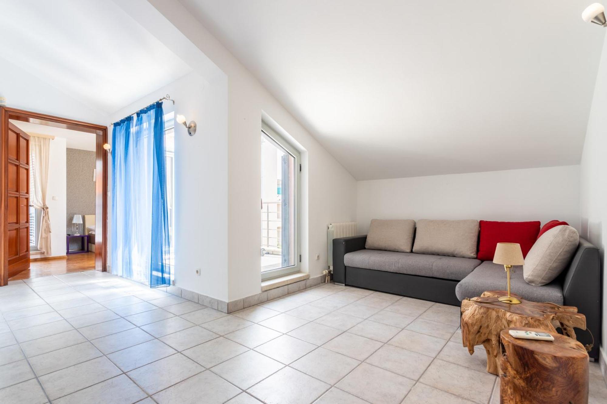 Villa Violeta With The Sea View, 3 Min Walk To The Beach Split Exteriör bild